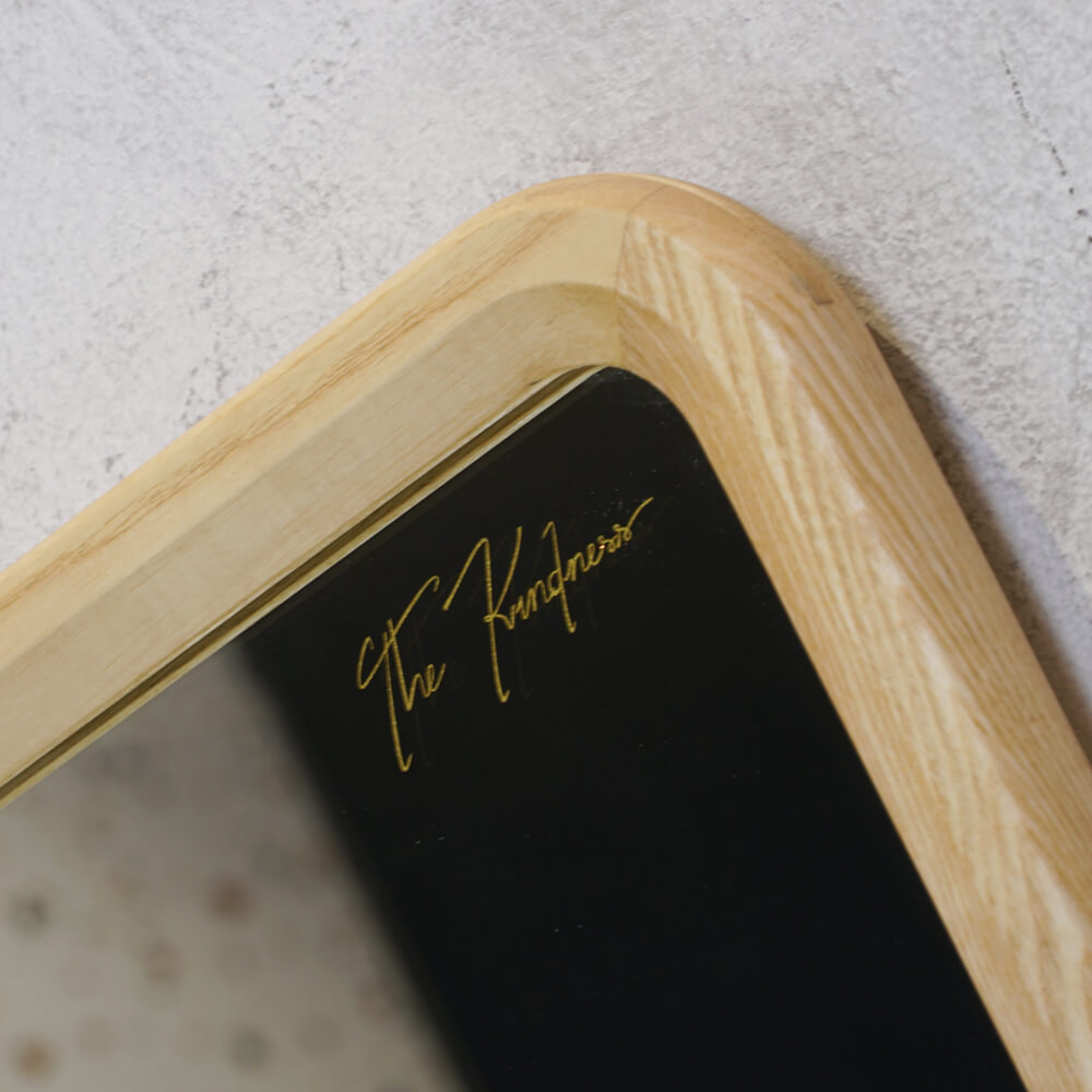 Gương khung gỗ Tần Bì M.A.D (Mộc Anh Đào)