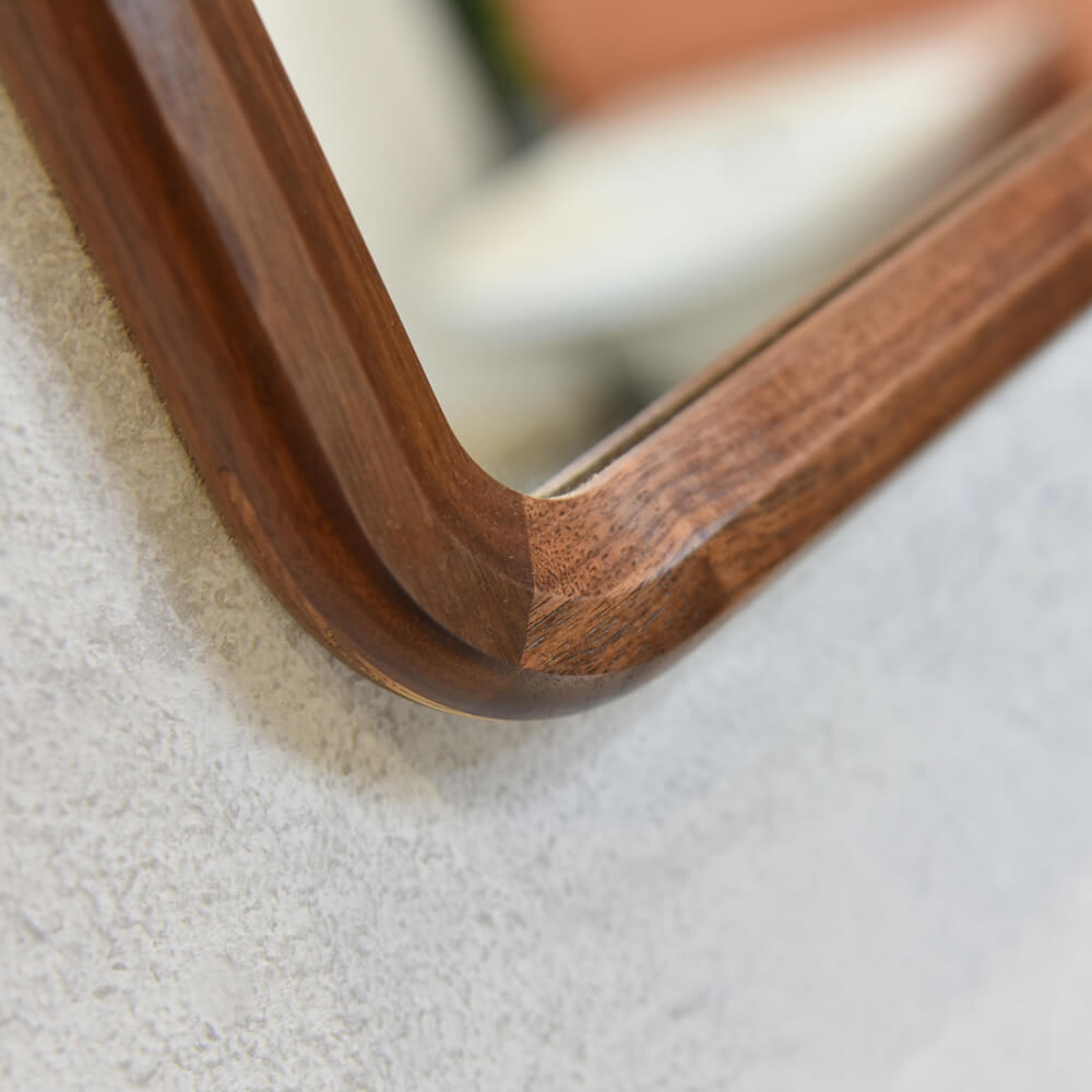 Gương khung gỗ Óc Chó M.A.D (Mộc Anh Đào)