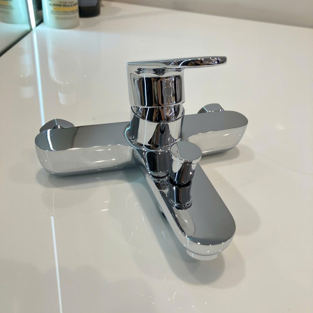 Củ sen tắm nóng lạnh HG Vernis Blend Hansgrohe 71440007