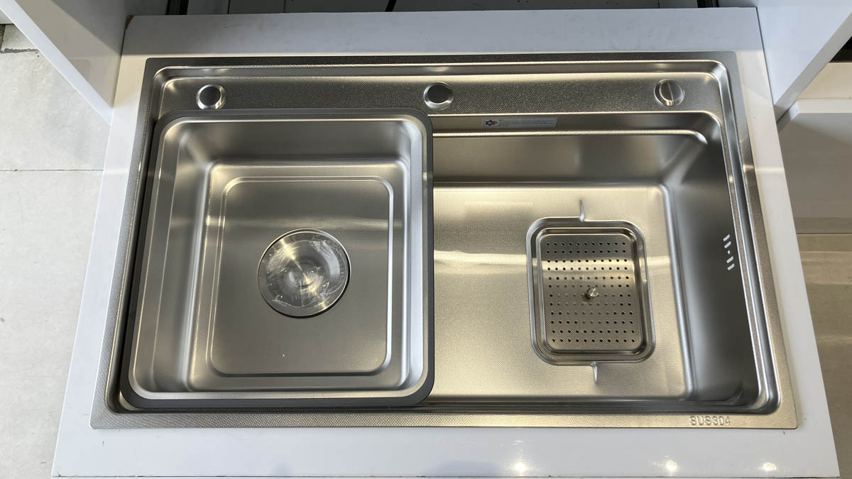 Chậu chén 1 hố inox 304 75x46 cm bậc thang HITA HD7546BTN-304