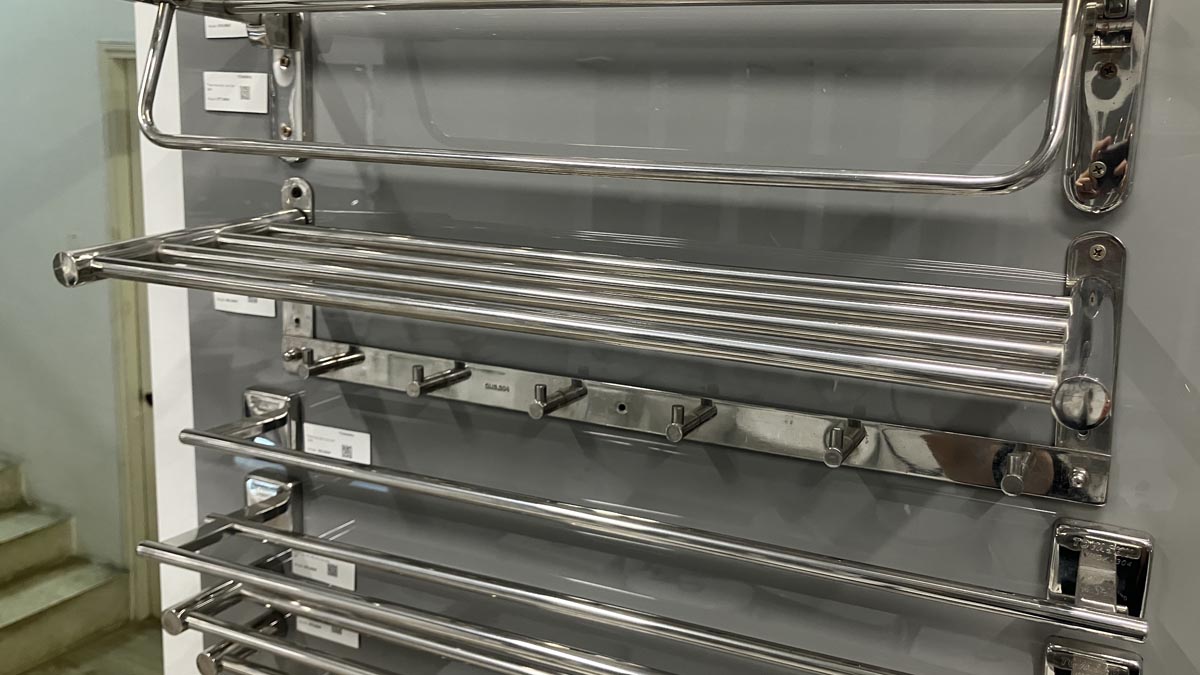 Máng khăn tháp Hita HG09