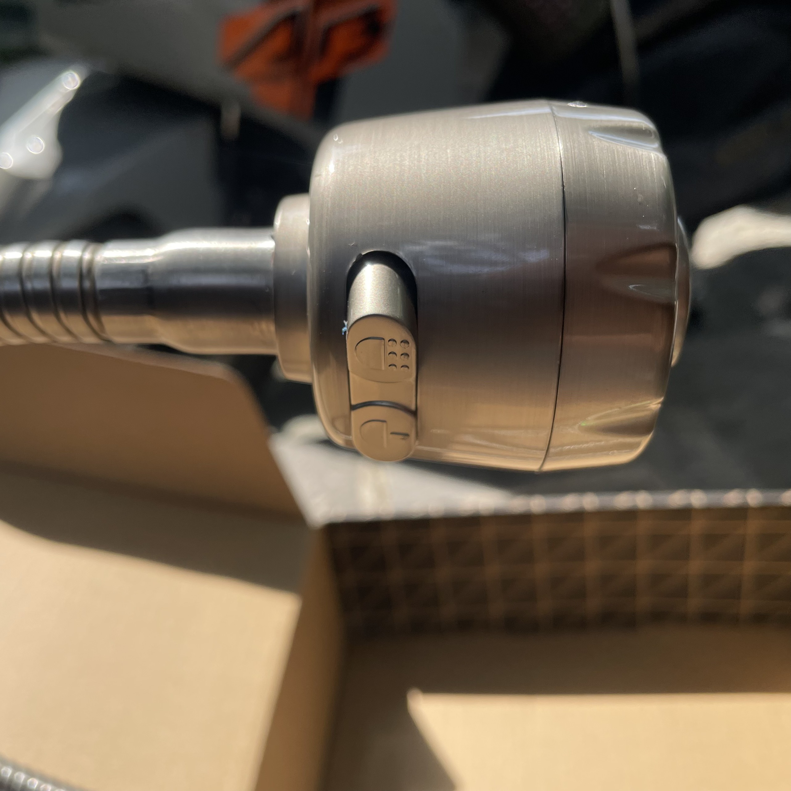 Vòi rửa chén bát thân mềm lạnh HITA HK02L