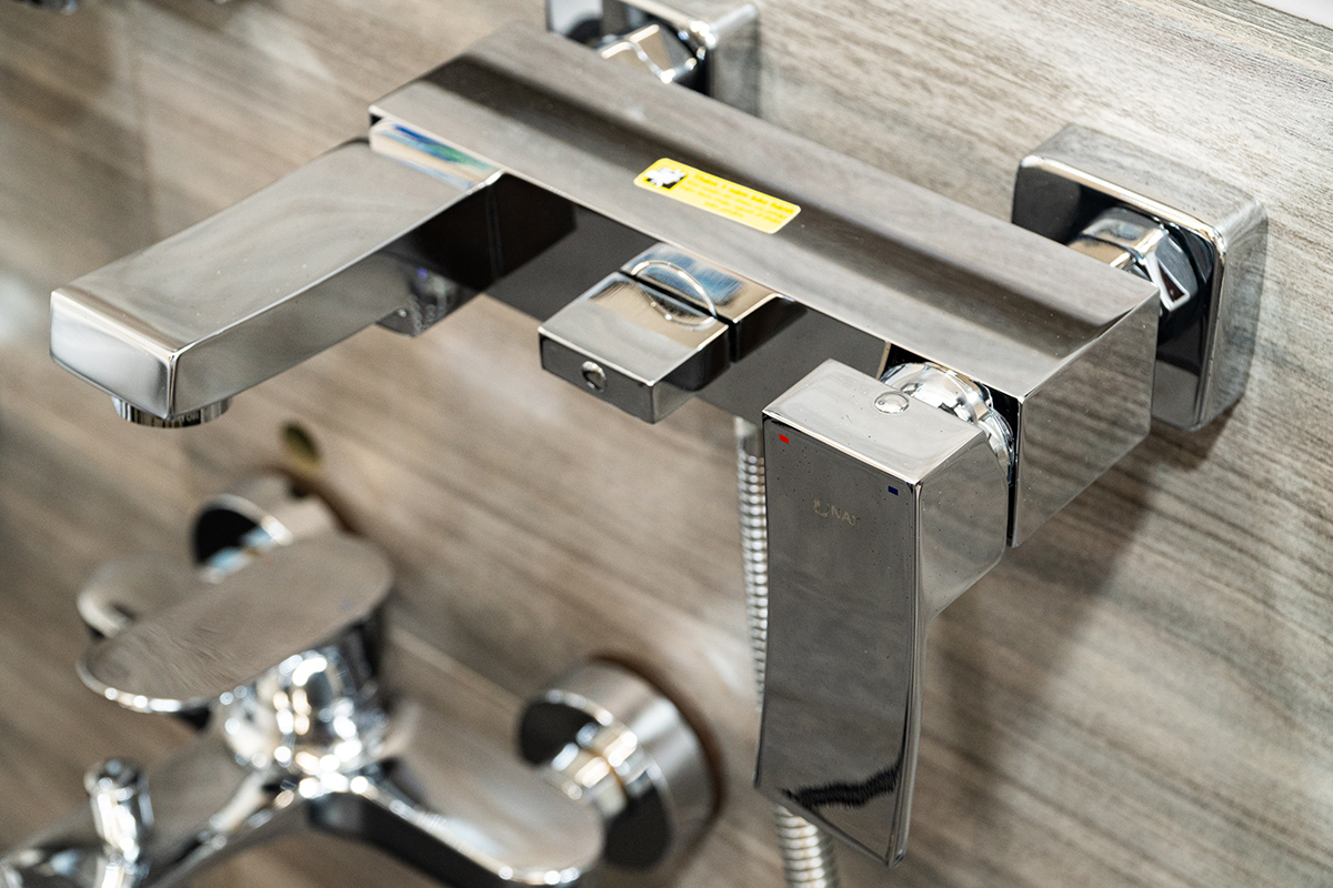 Bộ vòi sen tắm nóng lạnh INAX BFV-403S (BFV403S)