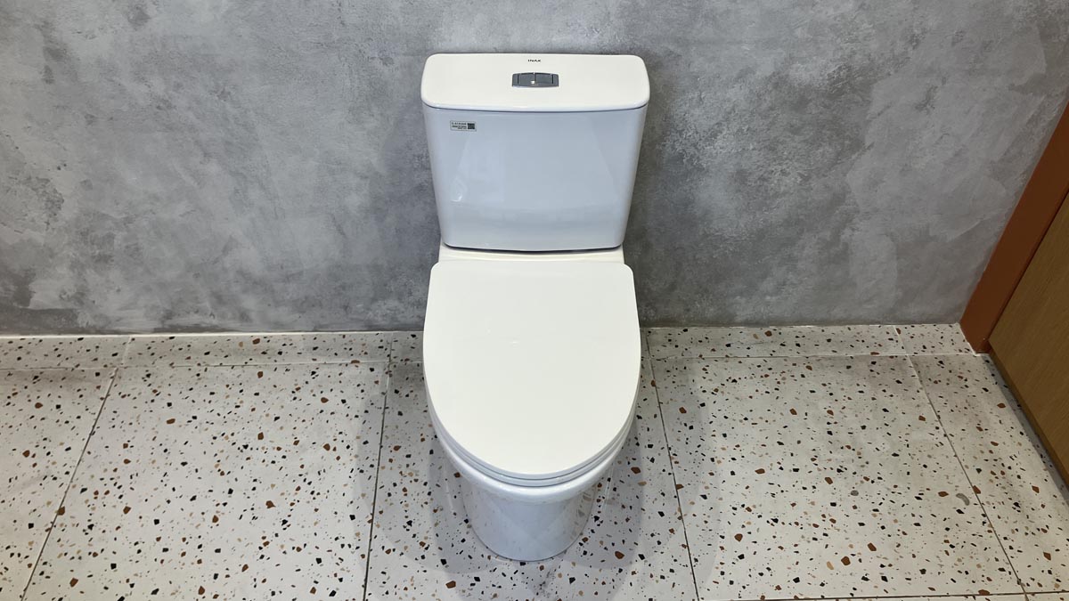 Bồn cầu 2 khối INAX C-514VAN (C514VAN) nắp đóng êm