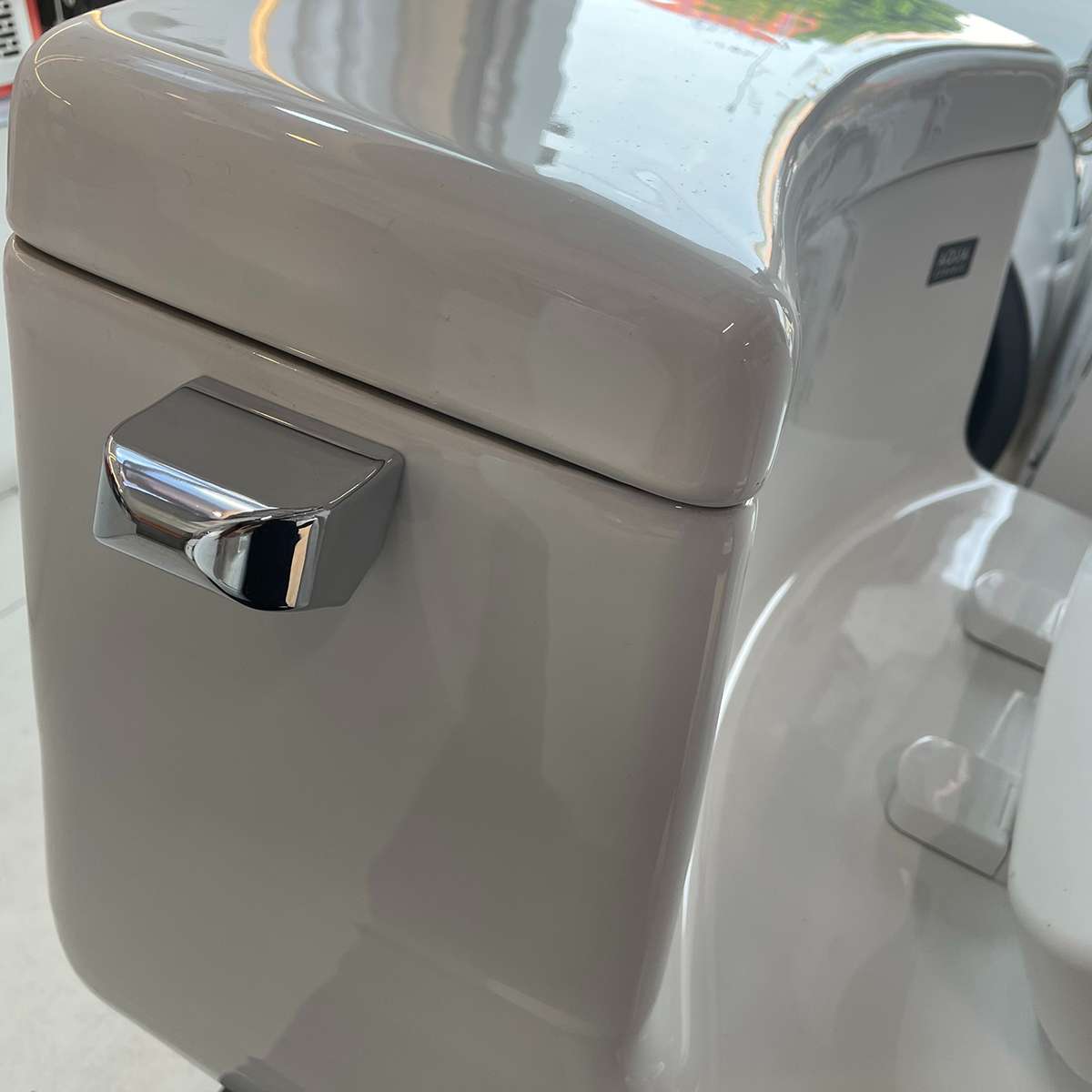 Bồn cầu 1 khối INAX AC-4005VN (AC4005VN) nắp đóng êm