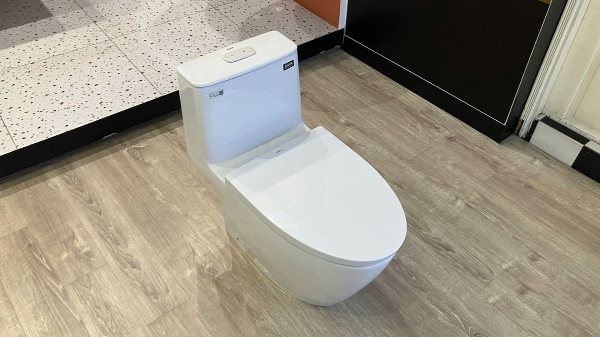 Bồn cầu 1 khối INAX AC-902VN (AC902VN) nắp đóng êm