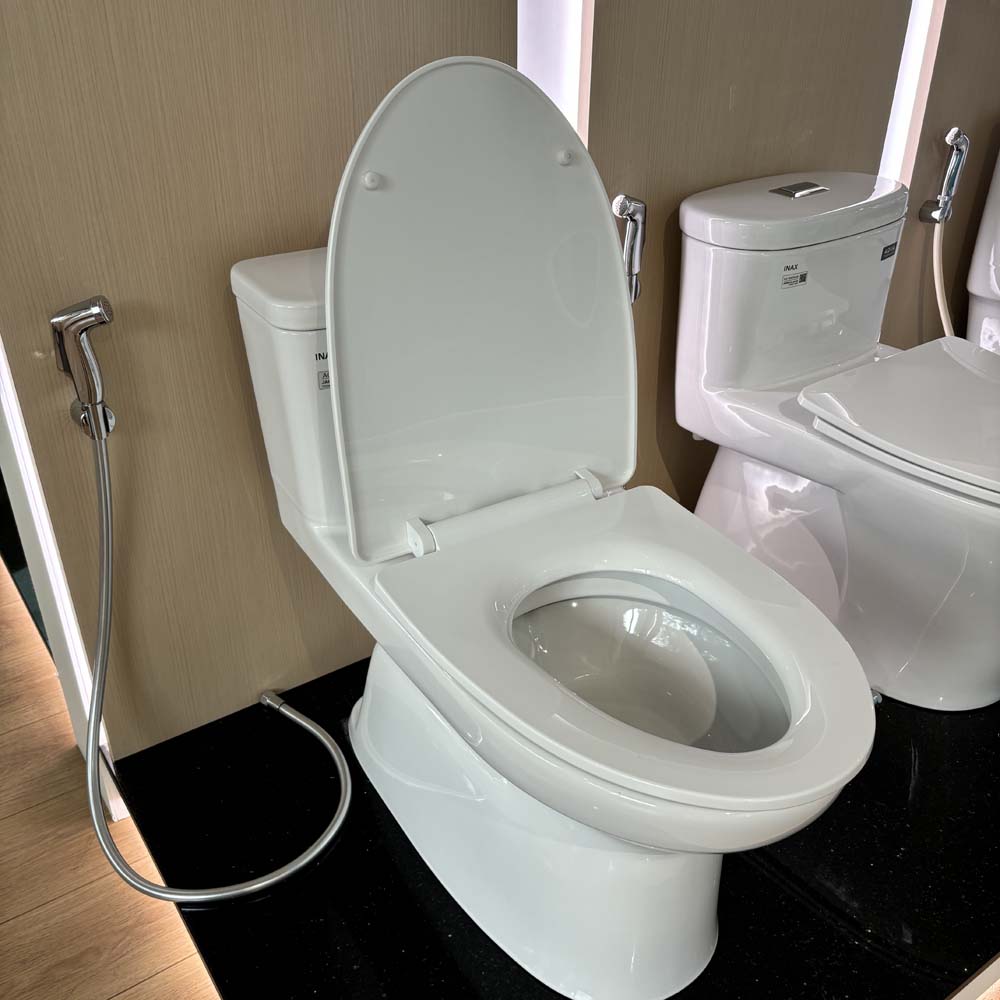 Bồn cầu INAX 1 khối AC-969VN-2 (AC969VN2) nắp mỏng đóng êm