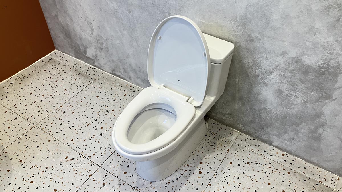 Bồn cầu 1 khối INAX AC-969VN (AC969VN) nắp đóng êm