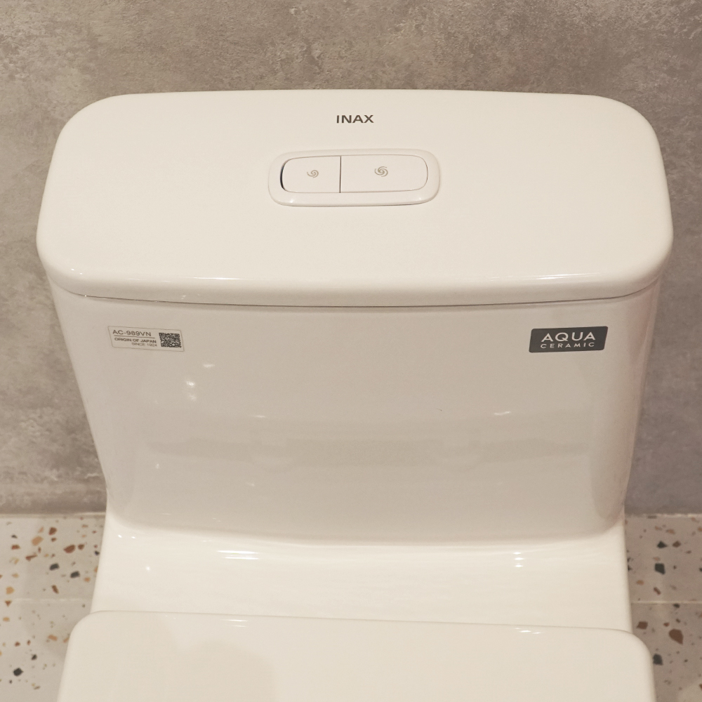 Bồn cầu 1 khối INAX AC-989VN (AC989VN) nắp đóng êm