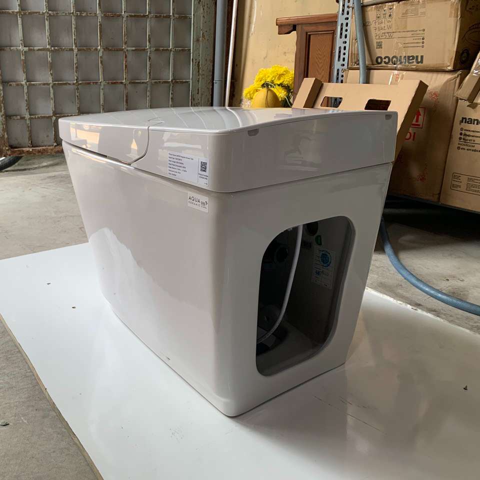 Bồn cầu điện tử Saras Light-E INAX AC-816VN (AC816VN)