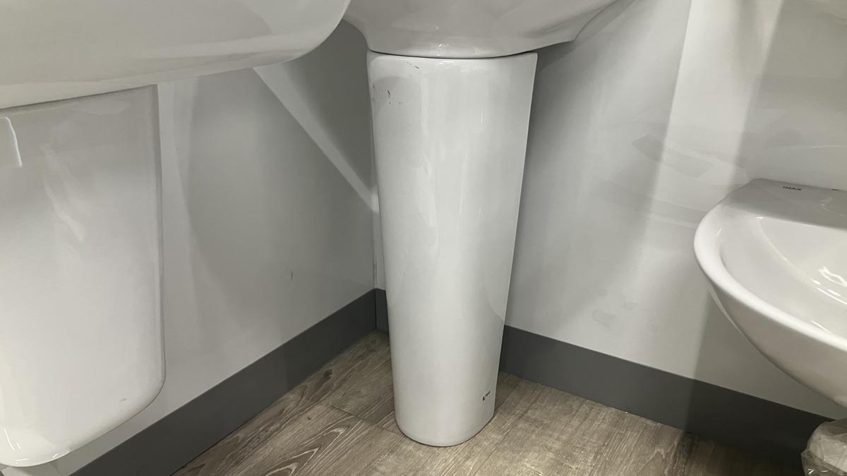 Chân chậu lavabo dài INAX L-288VD (L288VD)