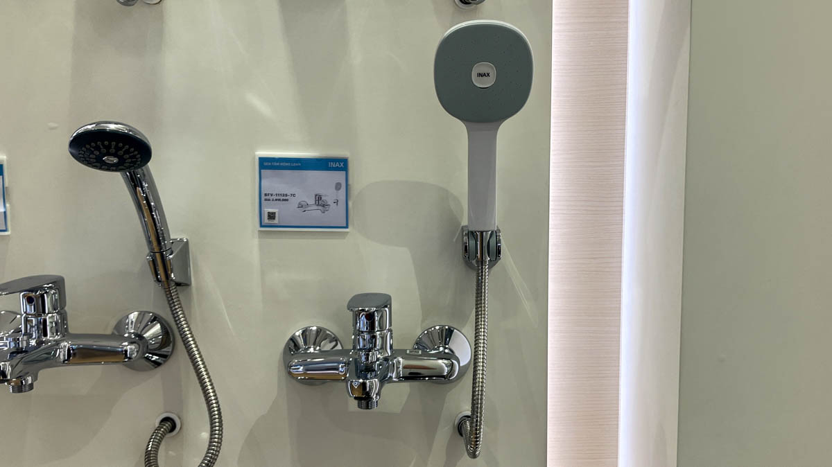 Bộ vòi sen tắm nóng lạnh INAX BFV-1113S-7C (BFV1113S7C)