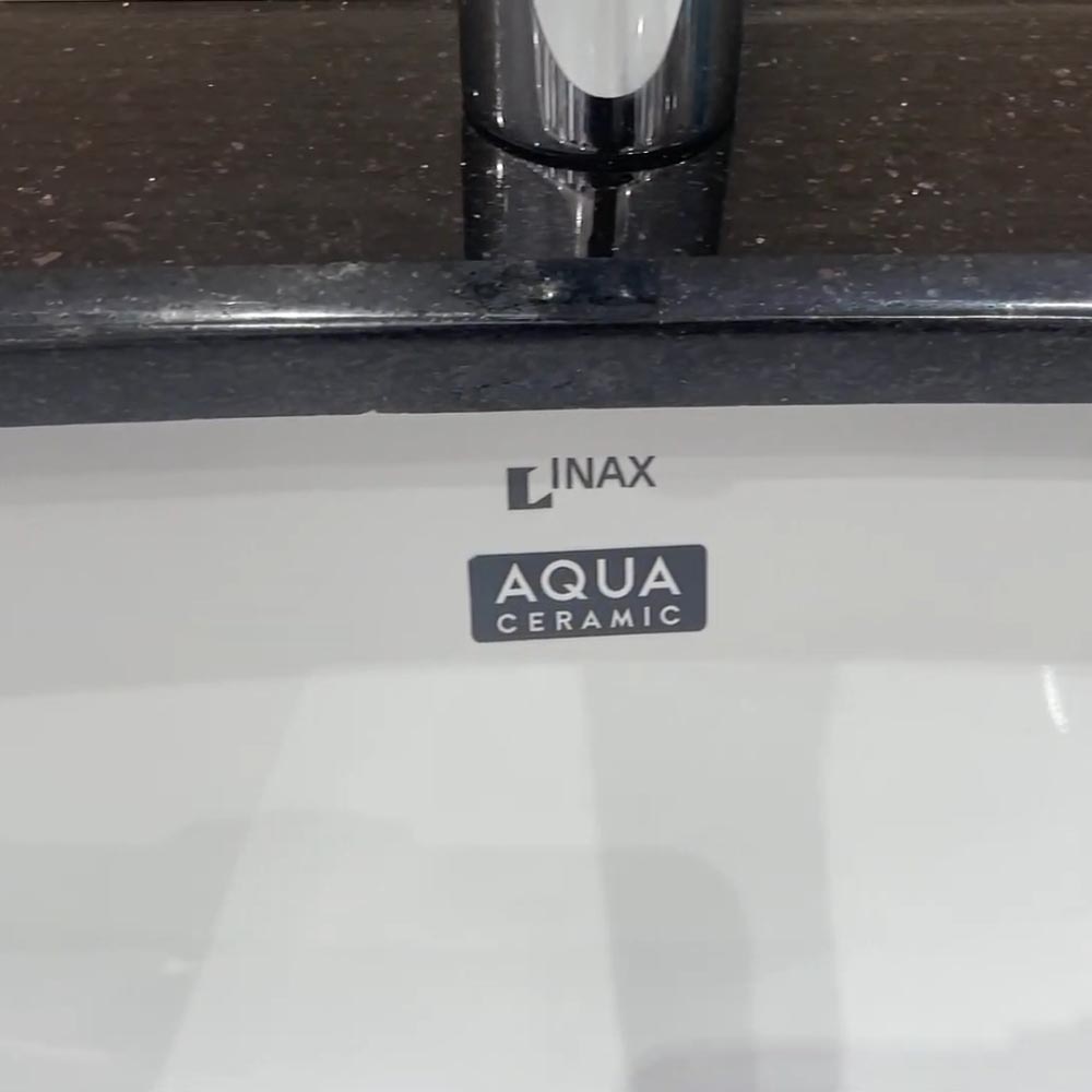 Chậu rửa mặt lavabo âm bàn INAX AL-2298V/BW1 men Aqua Ceramic
