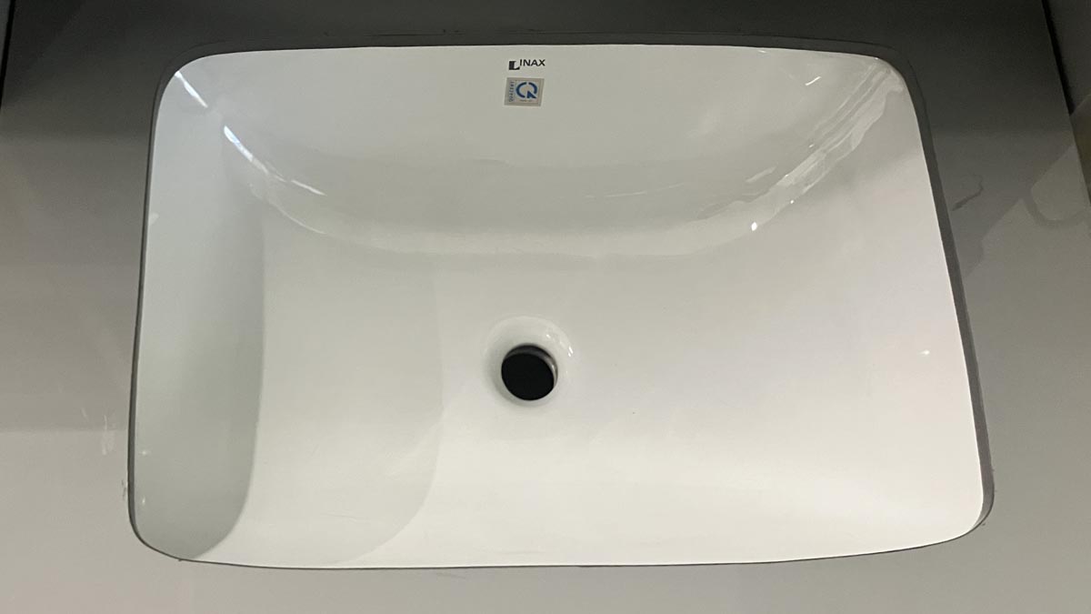 Chậu rửa mặt lavabo âm bàn INAX L-2298V/BW1