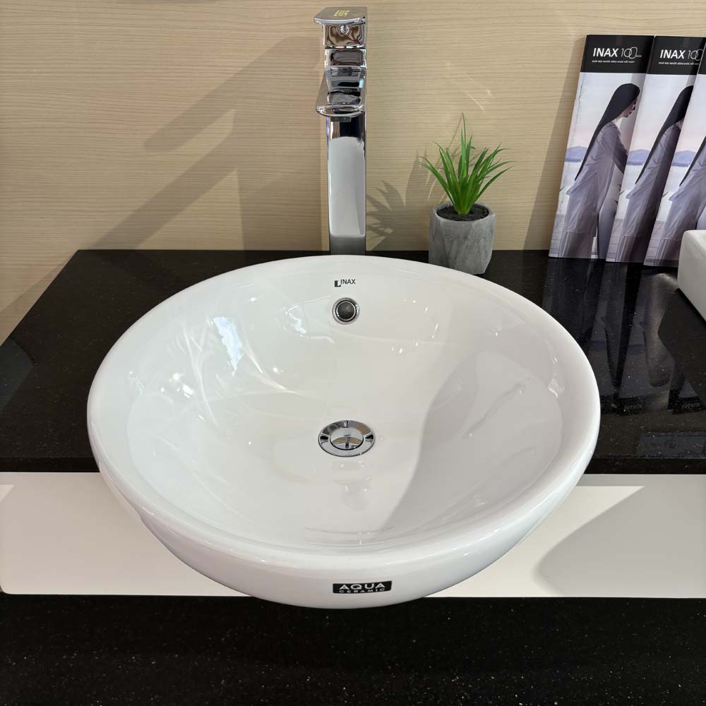 Chậu rửa mặt lavabo bán âm INAX AL-333V (AL333V) men Aqua Ceramic