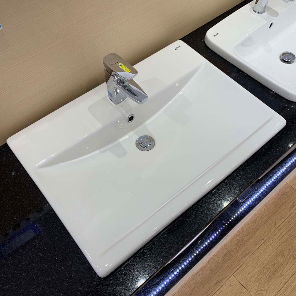 Chậu lavabo dương vành INAX L-2397V (L2397V) (L-2397VFC)