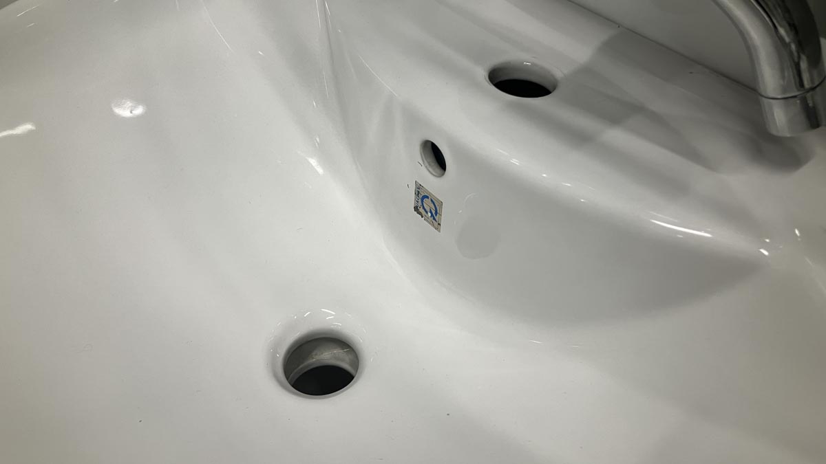 Chậu rửa lavabo treo tường INAX L-288V (L288V) (L-288VFC)
