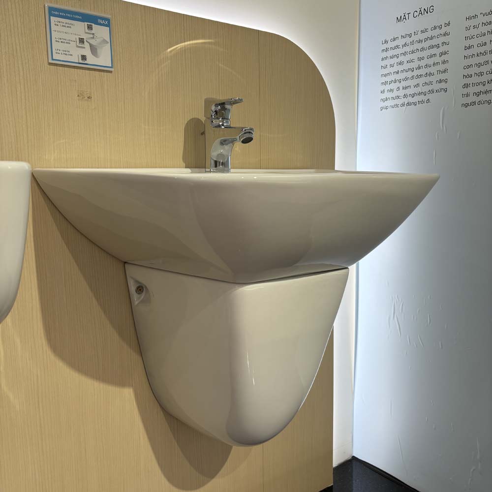 Chậu rửa lavabo treo tường INAX L-297V (L297V) (L-297VFC)