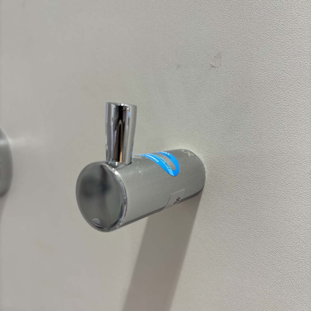 Móc treo áo INAX KF-541V (KF541V)