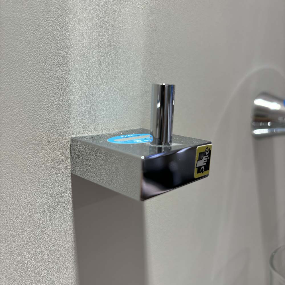 Móc áo INAX KF-641V (KF641V)