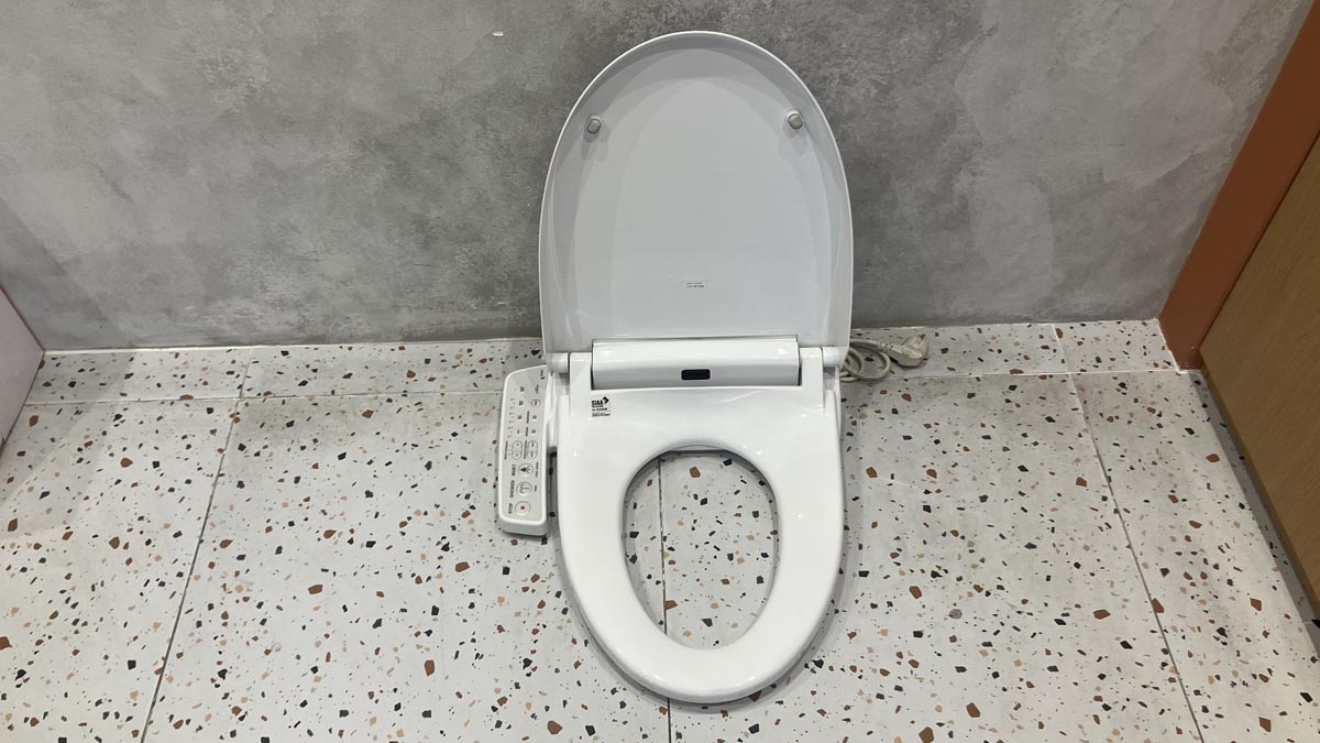 Nắp rửa điện tử INAX thông minh CW-KB22AVN (CWKB22AVN)