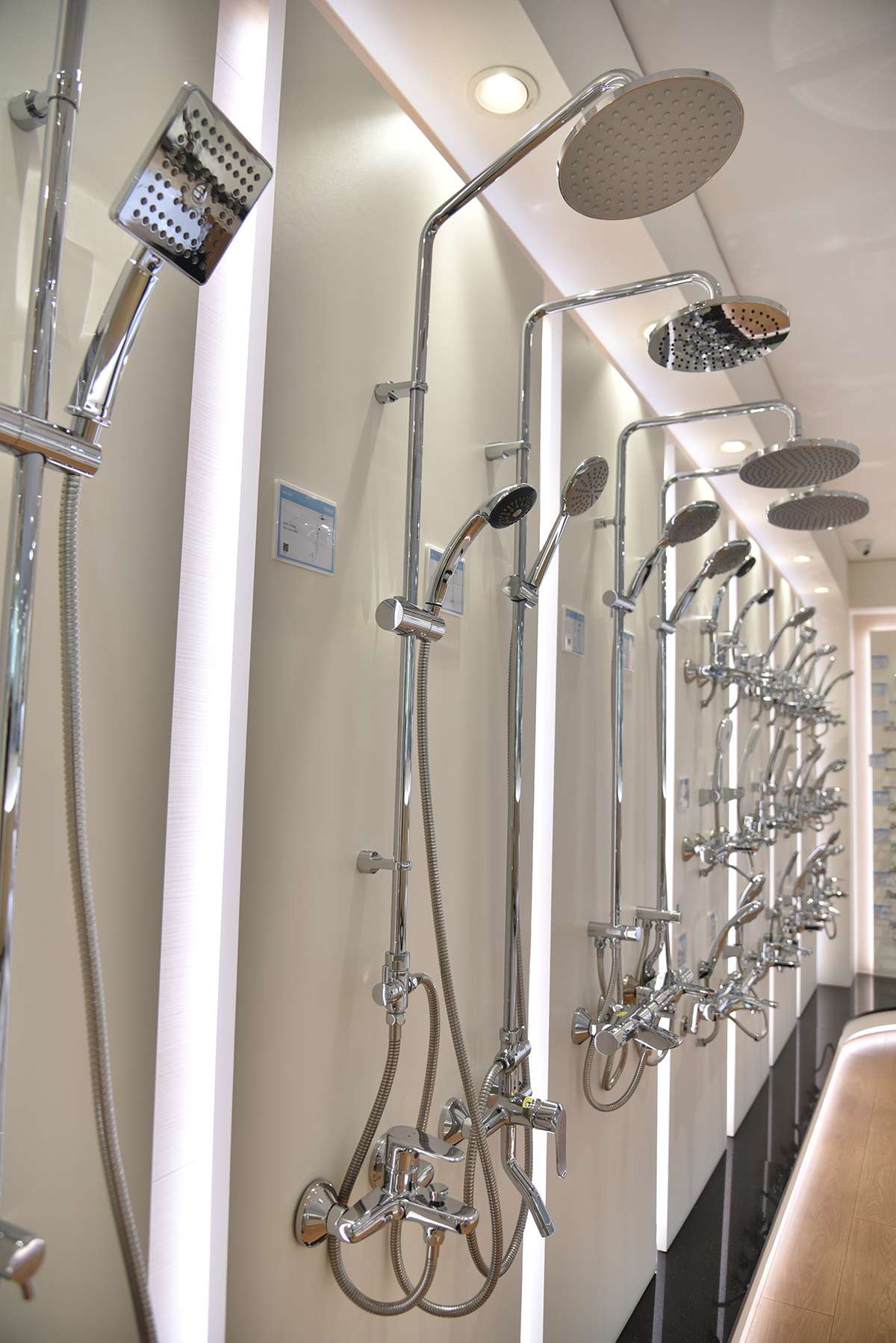 Bộ sen tắm cây nóng lạnh INAX BFV-1115S (BFV1115S)