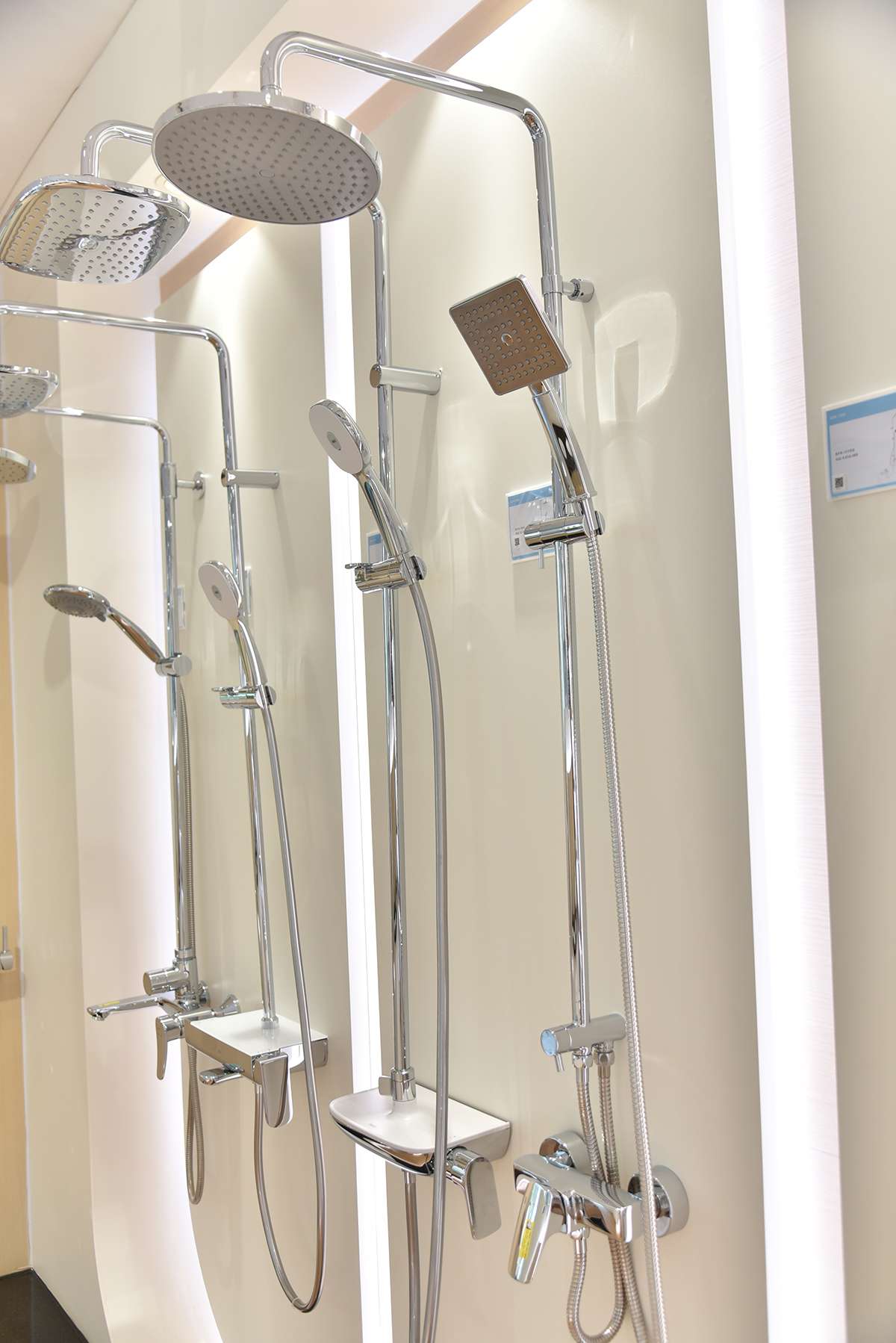 Bộ vòi sen cây nóng lạnh INAX BFV-50S (BFV50S)