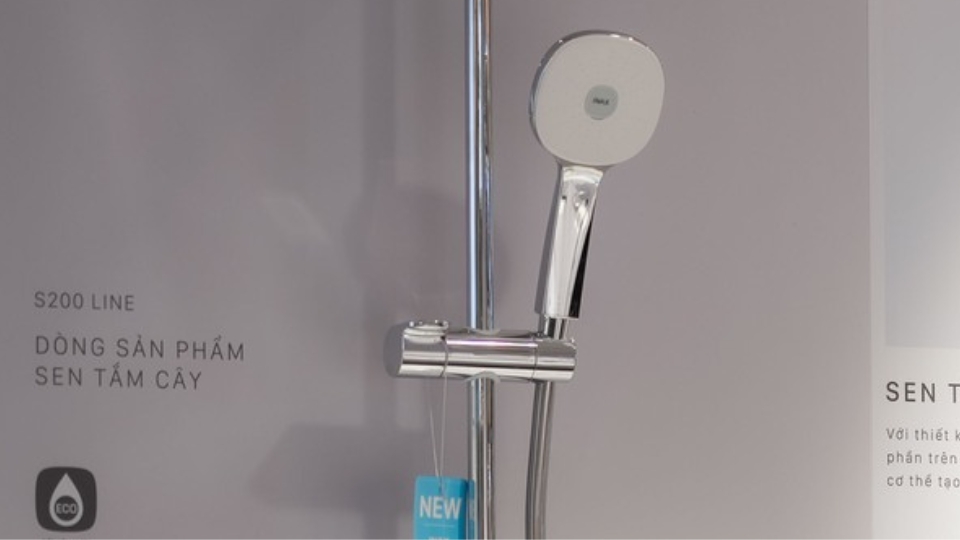 Sen tắm cây nhiệt độ INAX BFV-619T