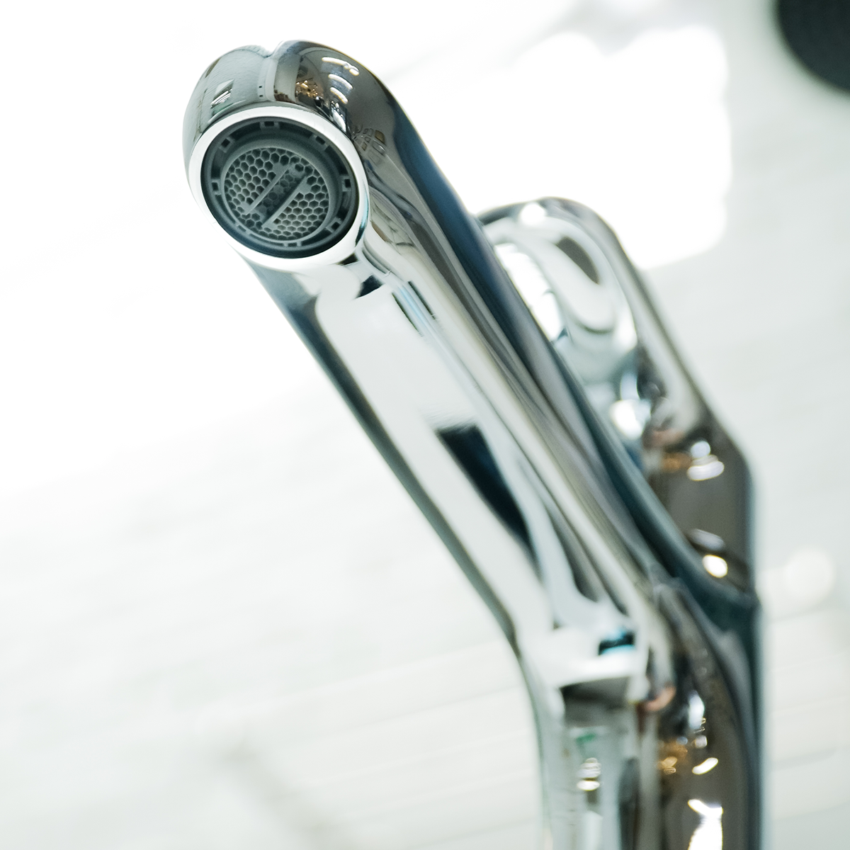 Vòi chậu lavabo nóng lạnh INAX LFV-1402SH (LFV1402SH)