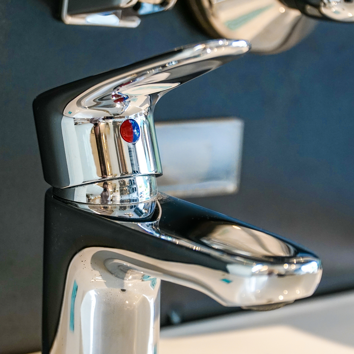 Vòi chậu lavabo nóng lạnh INAX LFV-1112S (LFV1112S)