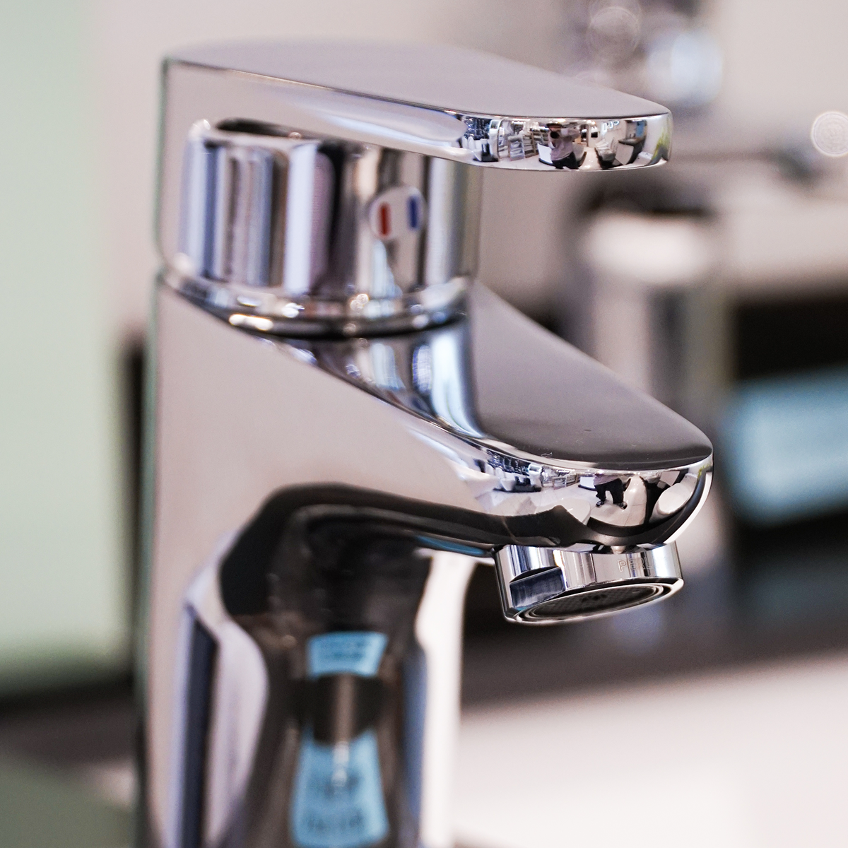 Vòi chậu lavabo nóng lạnh INAX LFV-112S (LFV112S)