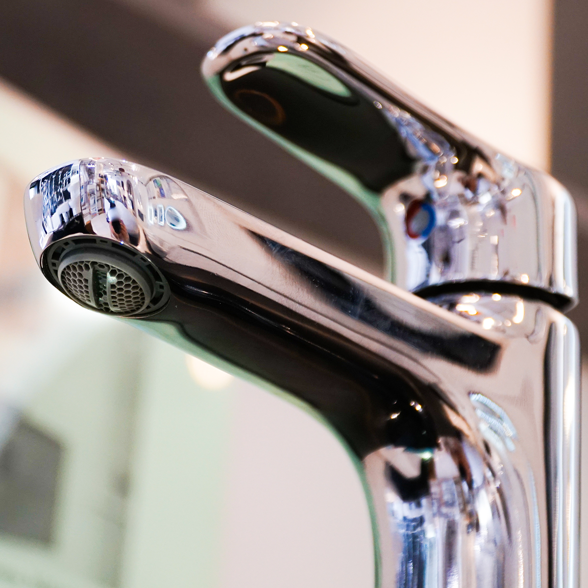 Vòi chậu lavabo nóng lạnh INAX LFV-1402S (LFV1402S)