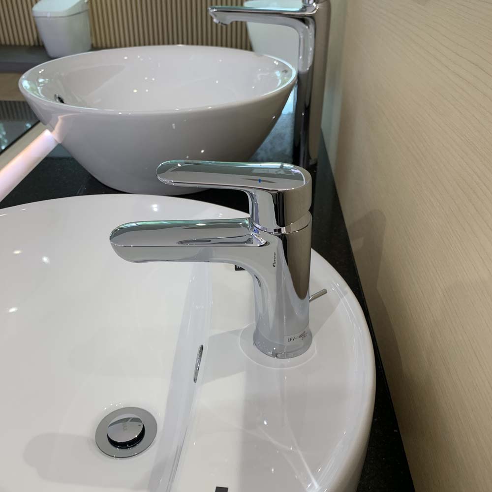 Vòi chậu lavabo nóng lạnh INAX LFV-1402S (LFV1402S)