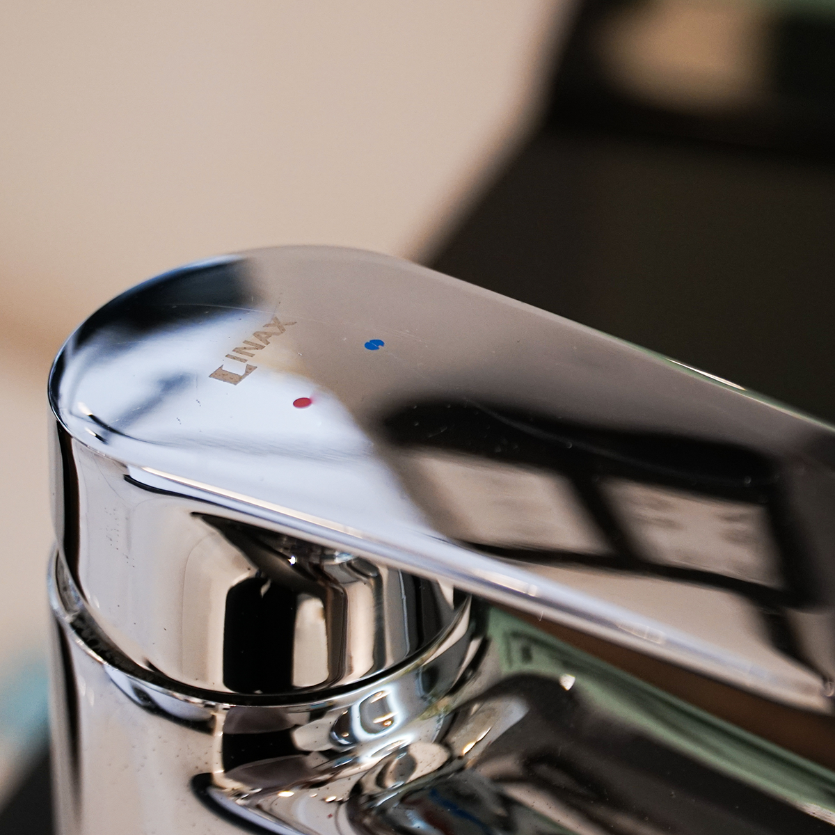 Vòi chậu lavabo nóng lạnh INAX LFV-2002S (LFV2002S)