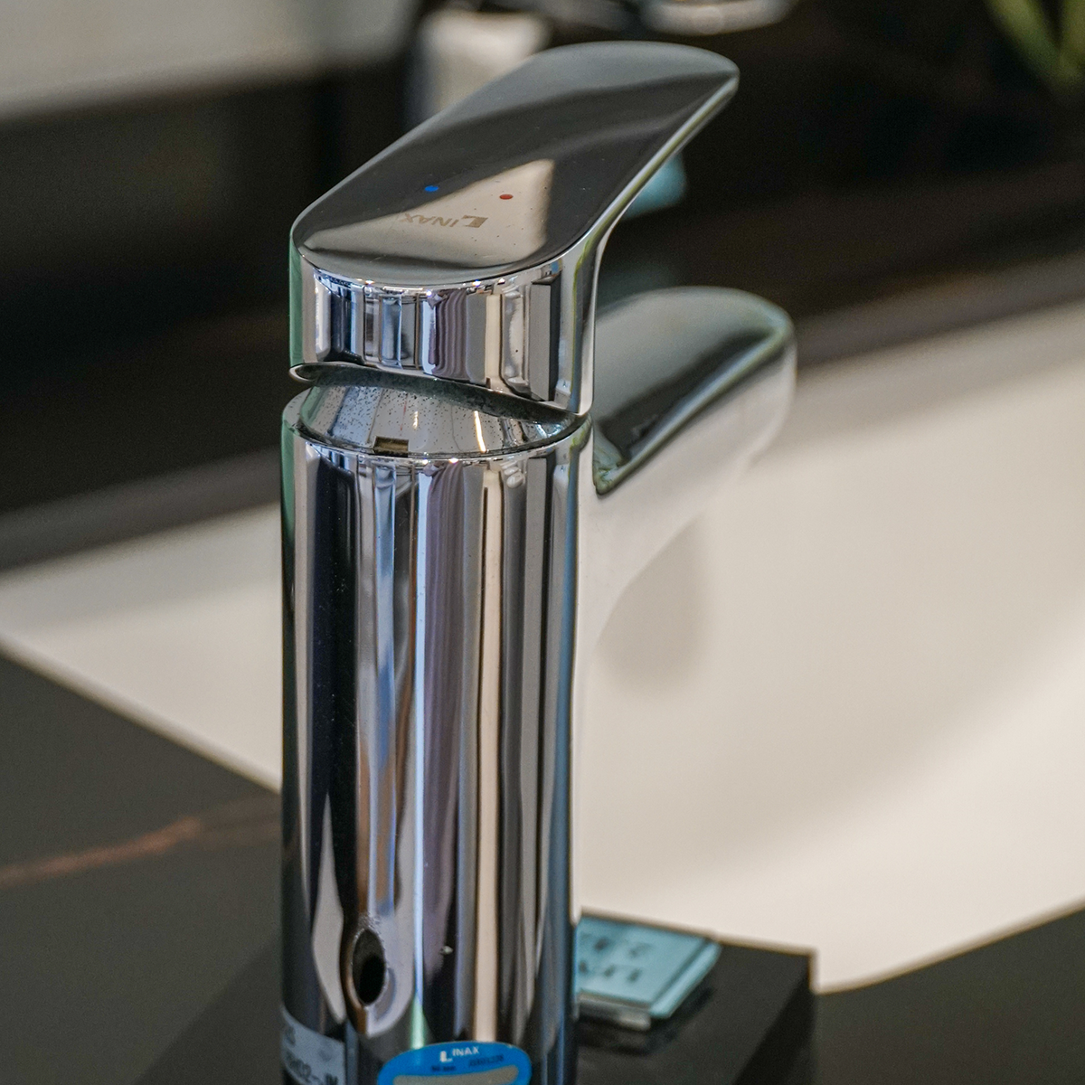 Vòi chậu lavabo nóng lạnh INAX LFV-2002S (LFV2002S)