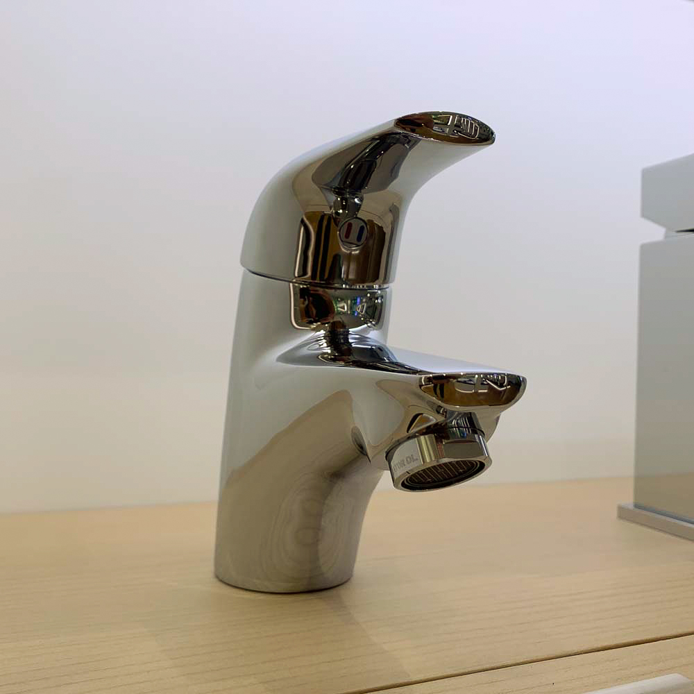 Vòi chậu lavabo nóng lạnh INAX LFV-3002S (LFV3002S)