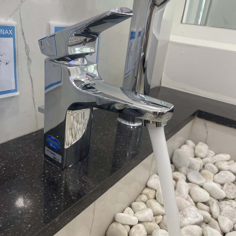 Vòi chậu lavabo nóng lạnh INAX LFV-5002S (LFV5002S)