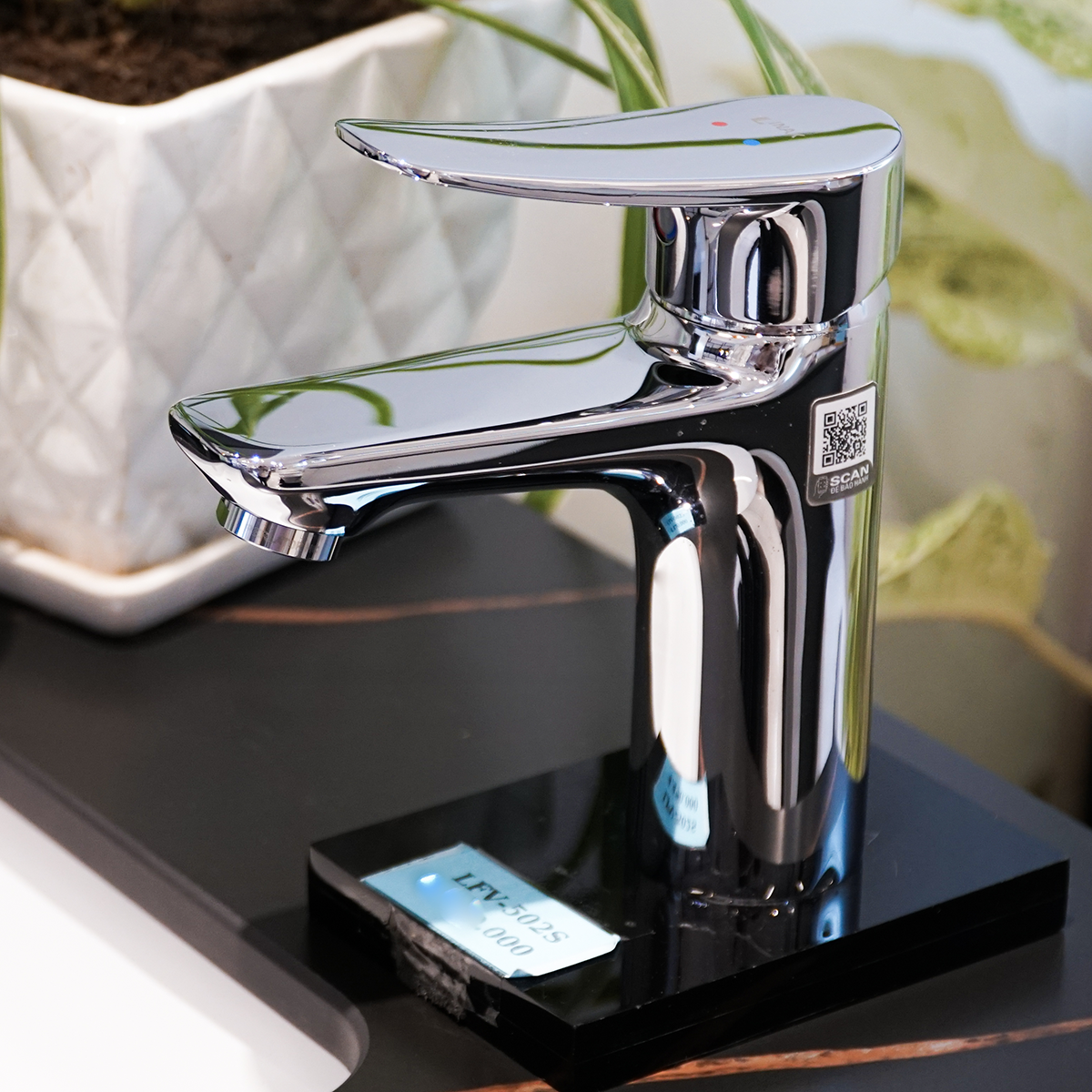 Vòi chậu lavabo nóng lạnh INAX LFV-502S (LFV502S)