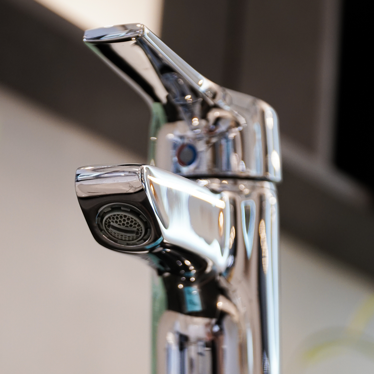 Vòi chậu lavabo nóng lạnh INAX LFV-6012S (LFV6012S)