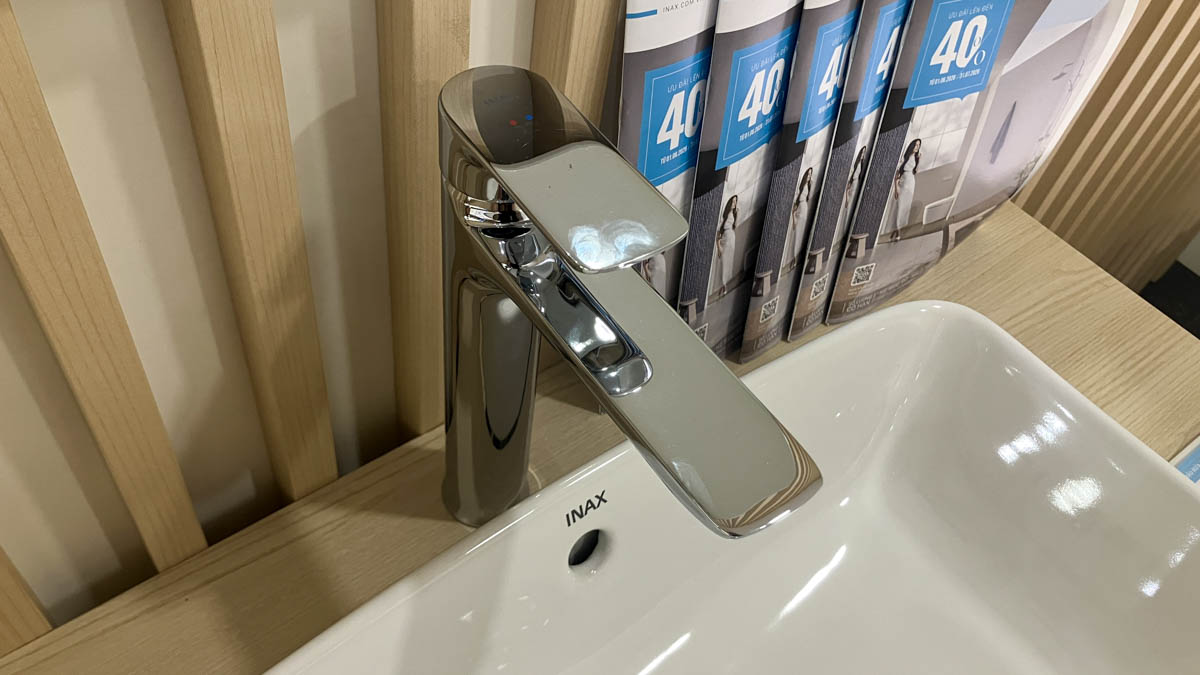 Vòi chậu lavabo nóng lạnh INAX LFV-612SH-2 (LFV612SH2)
