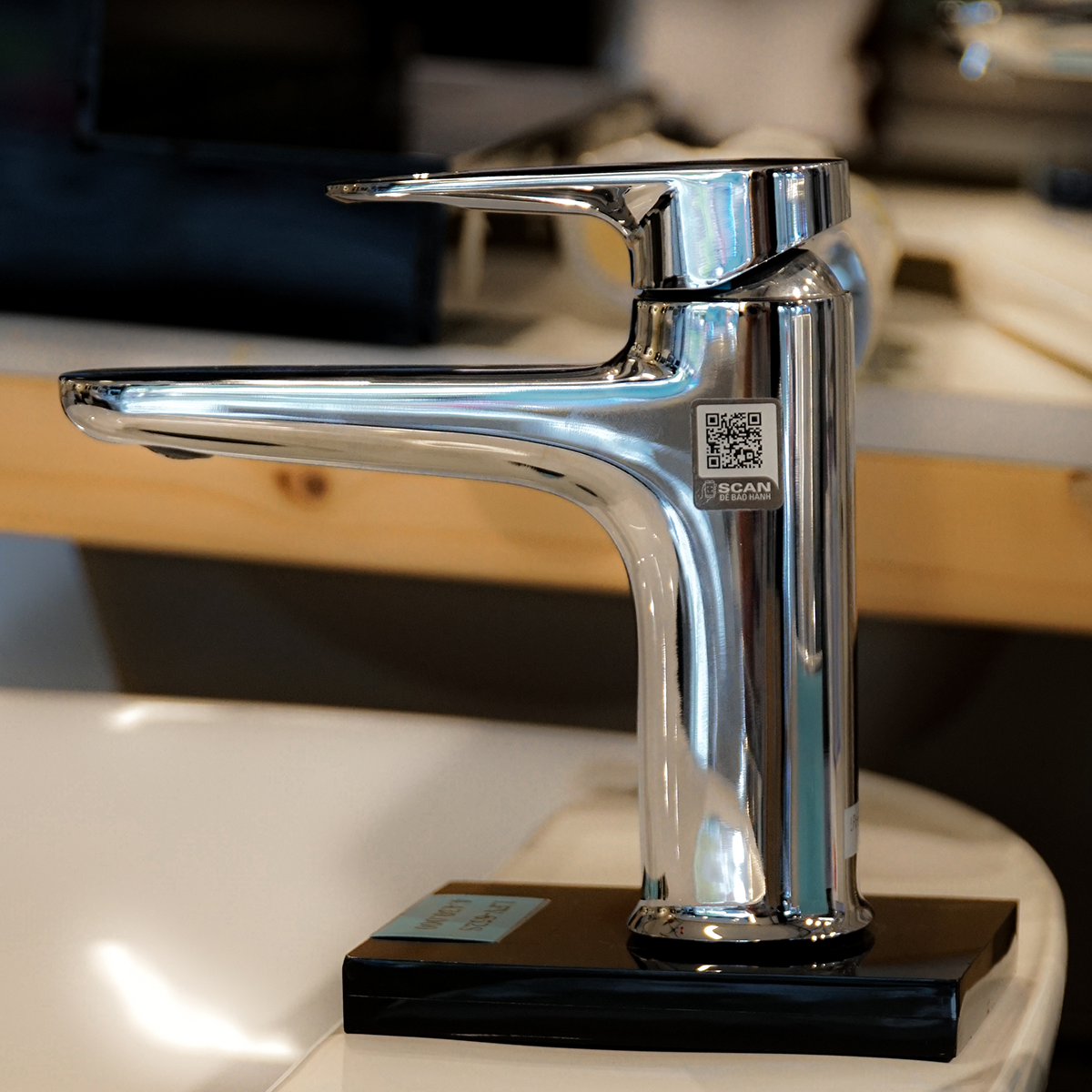 Vòi chậu lavabo nóng lạnh INAX LFV-652S (LFV652S)