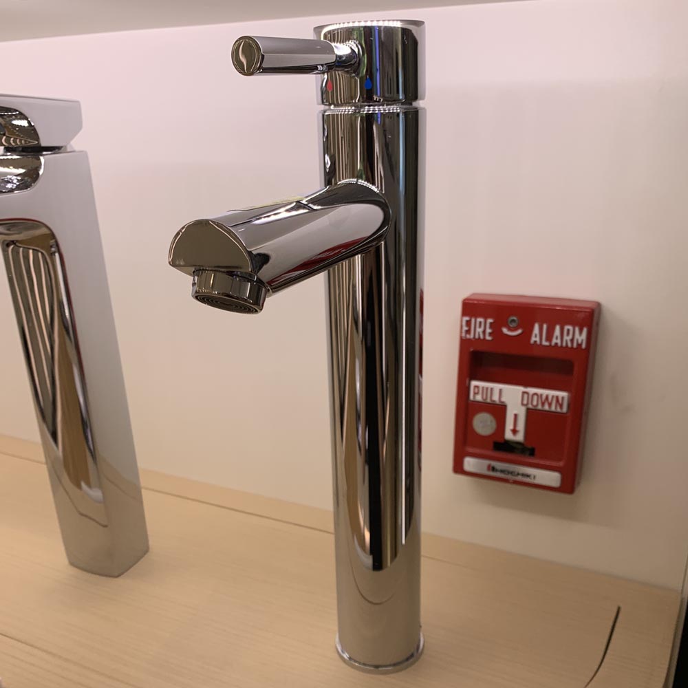 Vòi chậu lavabo nóng lạnh INAX LFV-8000SH2 (LFV8000SH2)