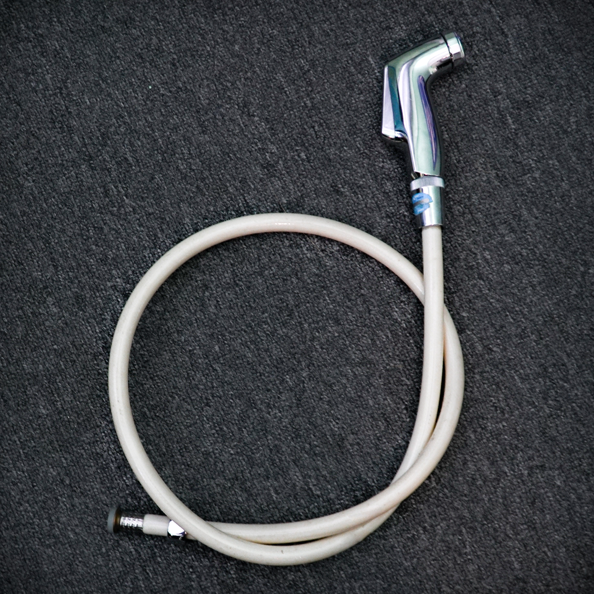 Vòi xịt vệ sinh INAX CFV-102M (CFV102M)