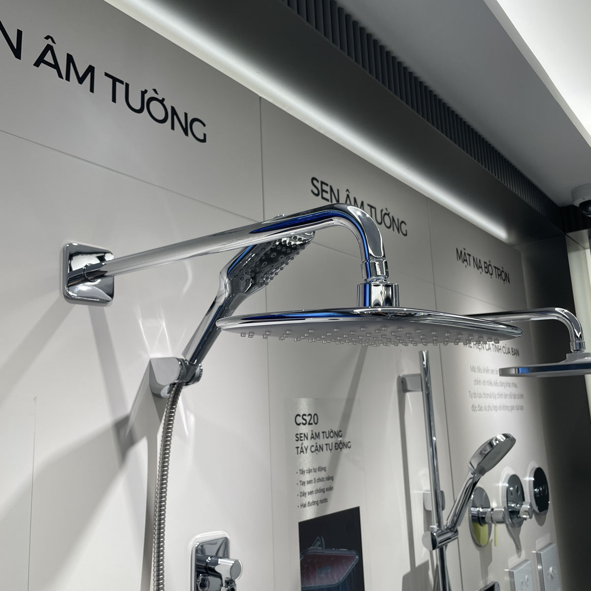 Bộ sen âm tường 2 đường nước có tẩy cặn JOMOO 37309-627