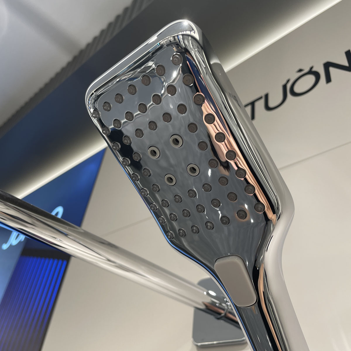 Bộ sen âm tường 2 đường nước có tẩy cặn JOMOO 37309-627