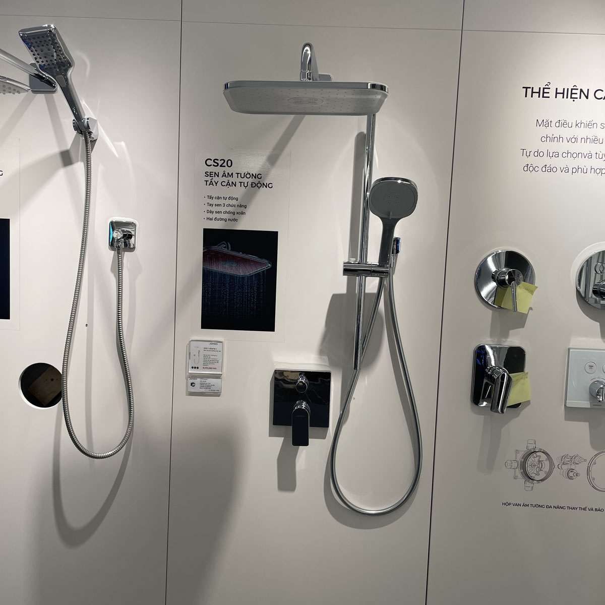 Bộ sen âm tường 2 đường nước có tẩy cặn JOMOO 37311-636