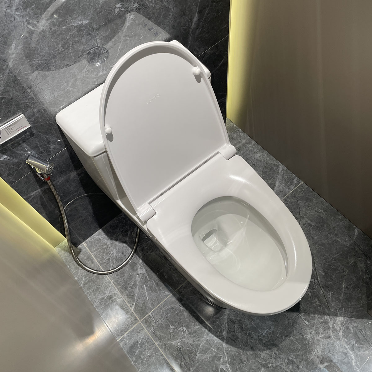 Bồn cầu 1 khối nắp êm JOMOO 11160-2-5/31K-I011