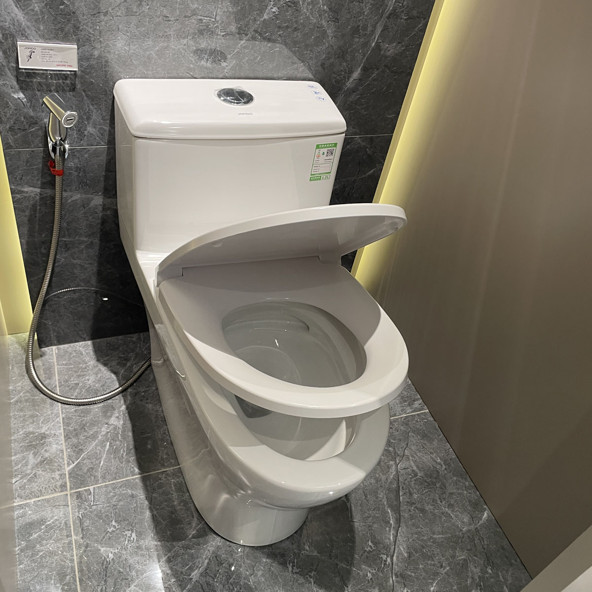 Bồn cầu 1 khối nắp êm JOMOO 11160-2-5/31K-I011