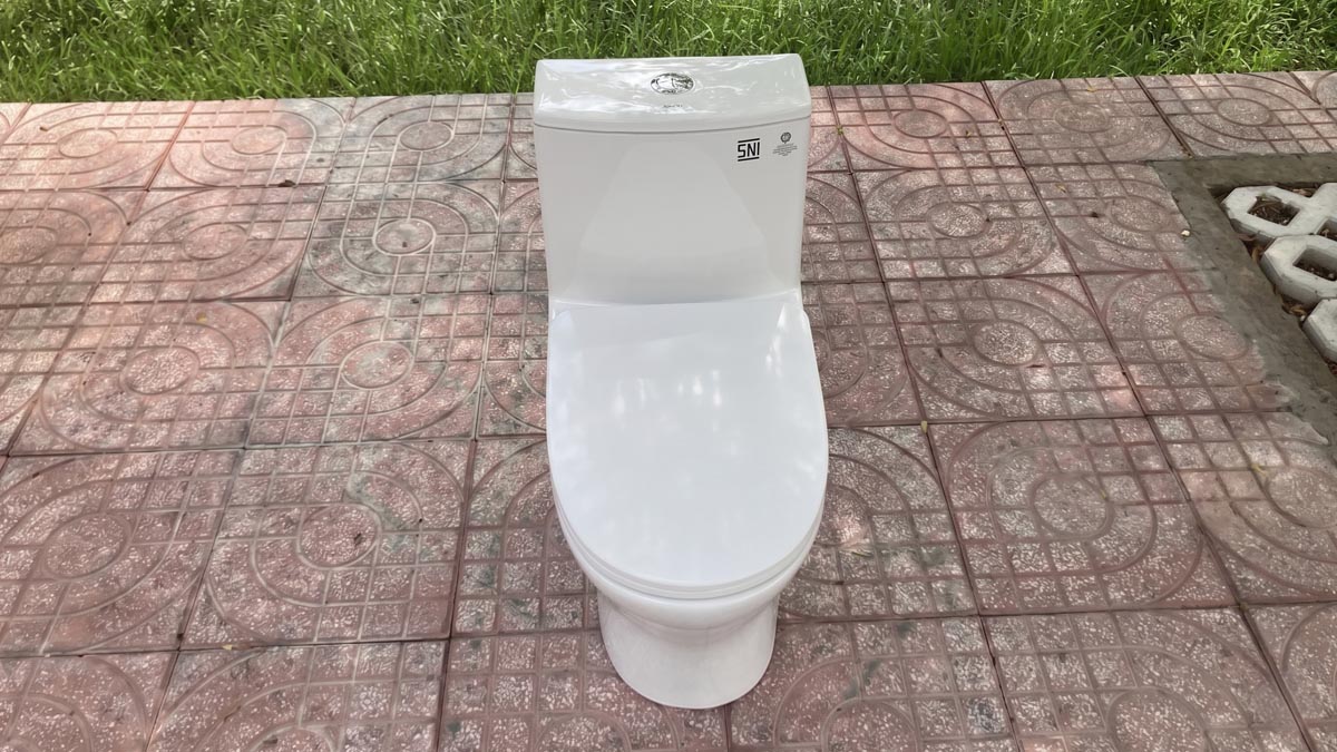 Bồn cầu 1 khối nắp êm JOMOO 11252-2/31KA-I011