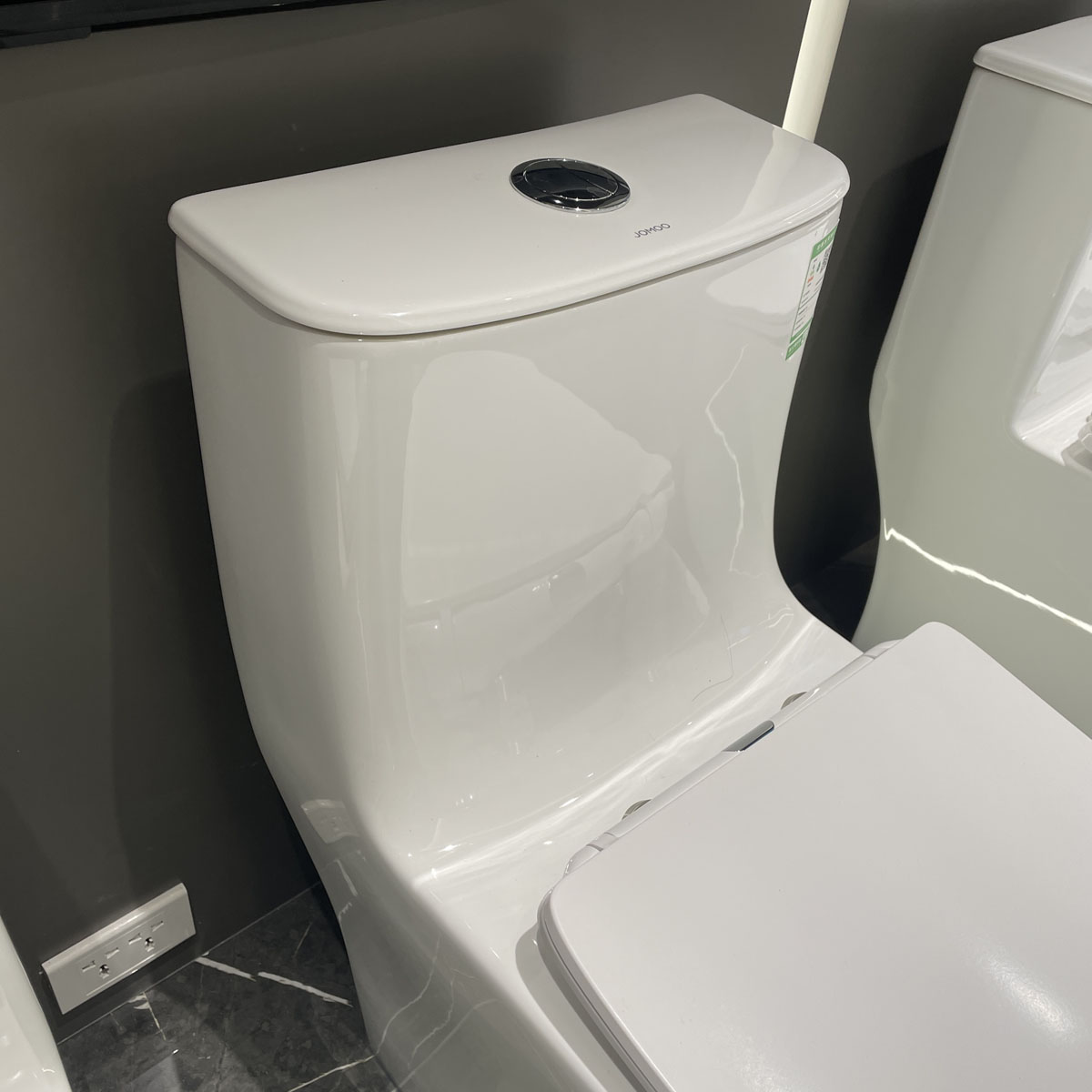 Bồn cầu 1 khối nắp êm JOMOO 11411-2/31KA-I011